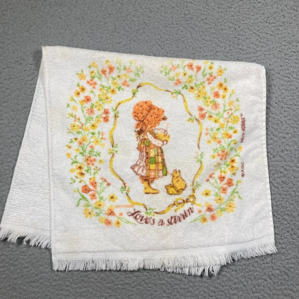 Vintage 70s Holly Hobbie Bath Hand Towel White Fringed Floral Cotton Cannon
